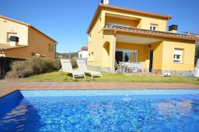 Villa Naira